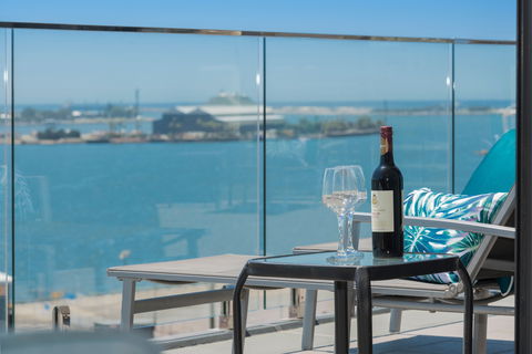 Astra Apartments Newcastle - Accommodation Main Beach 17