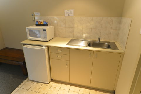 Wattle Grove Motel - Accommodation Main Beach 5