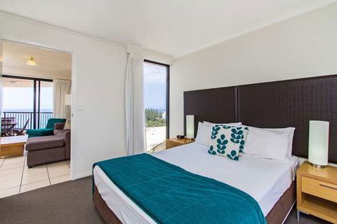 Mantra Coolangatta Beach - Accommodation Main Beach 11