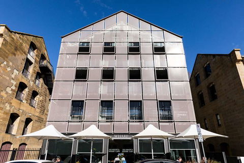 Salamanca Wharf Hotel - Accommodation Main Beach 0