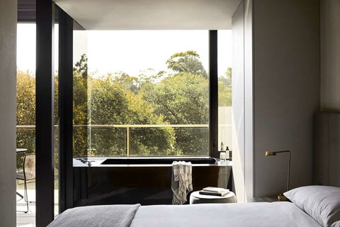 United Places Botanic Gardens - Accommodation Main Beach 1