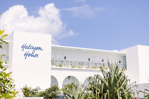 Halcyon House - Accommodation Main Beach 3