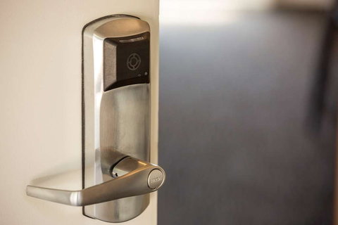 Nightcap At Waltzing Matilda Hotel - Accommodation Main Beach 12