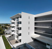 Oaks Carlyle - Accommodation Main Beach