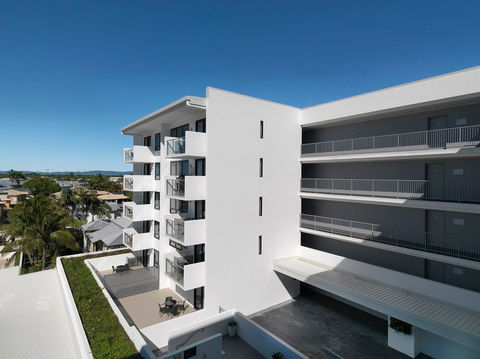 Oaks Carlyle - Accommodation Main Beach 0