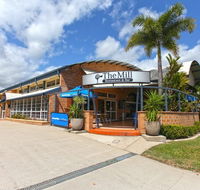 Windmill Motel And Events Centre - Accommodation Main Beach