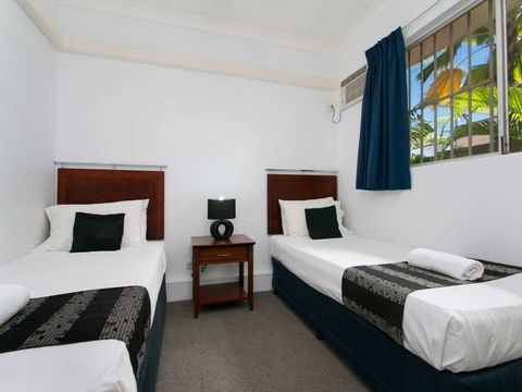 Cairns City Palms - Accommodation Main Beach 7