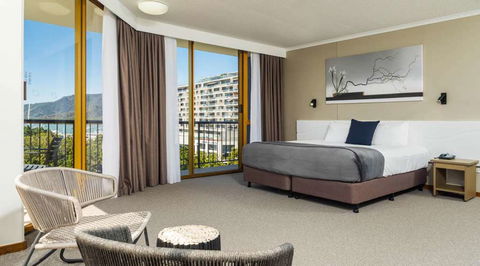 Pacific Hotel Cairns - Accommodation Main Beach 9