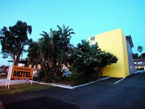 Flinders Motel - Accommodation Main Beach 0