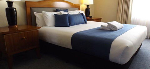 Warrnambool Central Court - Accommodation Main Beach 1