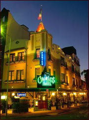 O'Malleys Hotel - Accommodation Main Beach 0