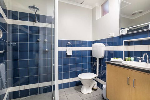 Watermark Glenelg - Accommodation Main Beach 1