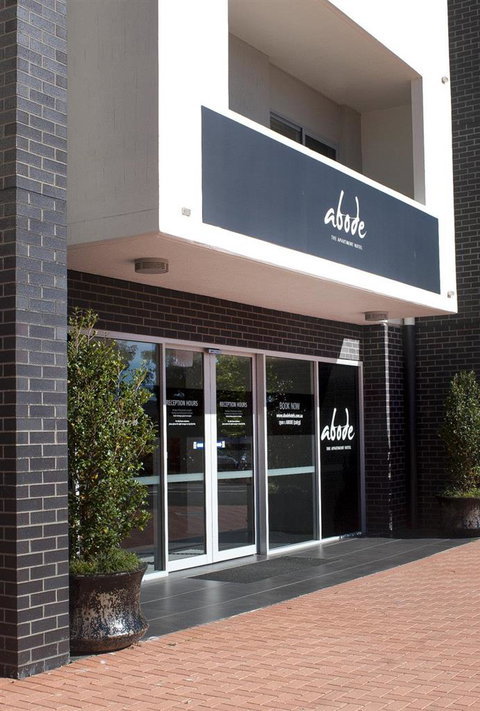 Abode Tuggeranong - Accommodation Main Beach 0