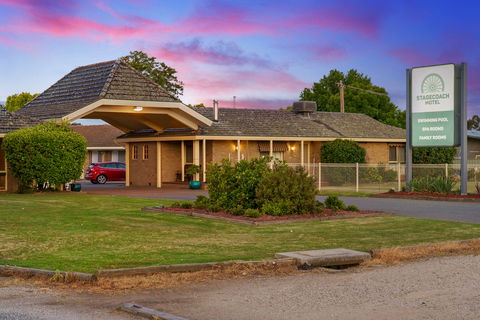 Stagecoach Motel - Accommodation Main Beach 0