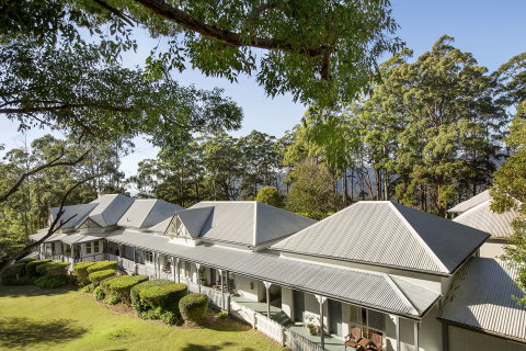 Aaronlee Retreat - Accommodation Main Beach 0