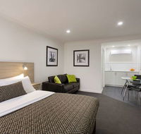 Hamilton Lonsdale Motel - Accommodation Main Beach