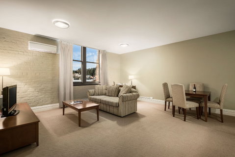 Launceston Central Apartments - Accommodation Main Beach 4