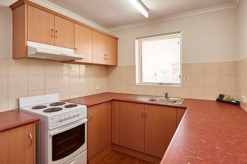 Elphin Villas - Accommodation Main Beach 10