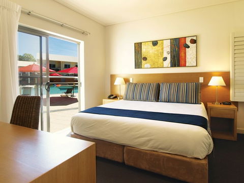 Oaks Broome - Accommodation Main Beach 2