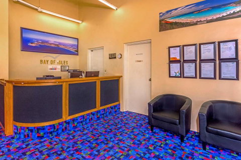 Comfort Inn Bay of Isles - Accommodation Main Beach 2