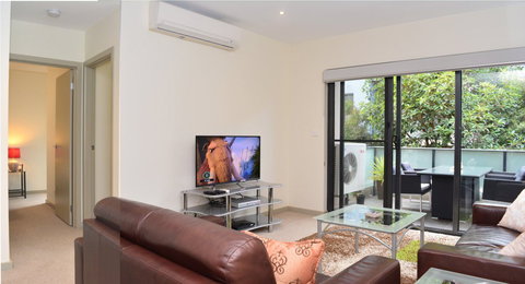 Apartments of Waverley - Accommodation Main Beach 1