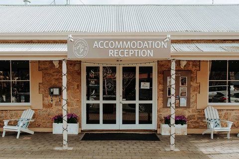 The Manna by Haus Ascend Hotel - Accommodation Main Beach 1