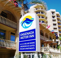 Ensenada Motor Inn - Accommodation Main Beach