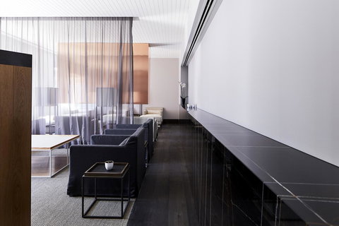 Little National Hotel Canberra - Accommodation Main Beach 16