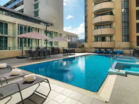 Adina Serviced Apartments Canberra James Court - Accommodation Main Beach 0