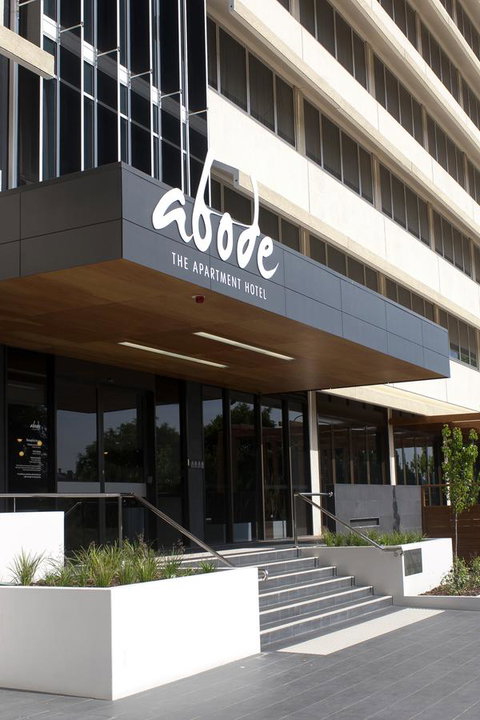 Abode Woden - Accommodation Main Beach 0
