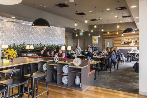 Abode Woden - Accommodation Main Beach 12