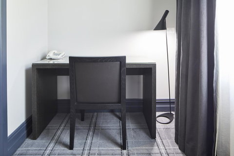 Brassey Hotel - Managed By Doma Hotels - Accommodation Main Beach 13