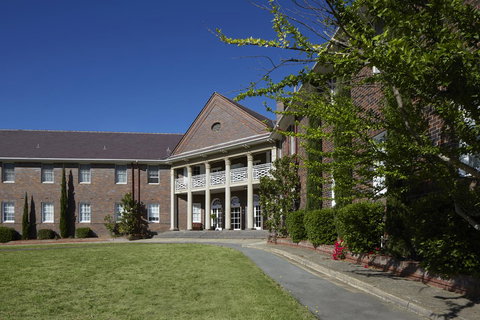 Brassey Hotel - Managed By Doma Hotels - Accommodation Main Beach 3