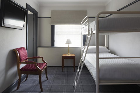 Brassey Hotel - Managed By Doma Hotels - Accommodation Main Beach 11