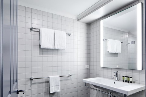 Brassey Hotel - Managed By Doma Hotels - Accommodation Main Beach 15