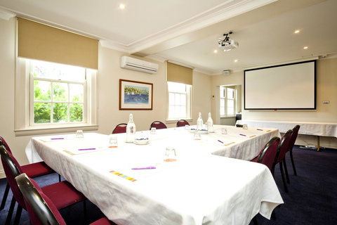 Mercure Canberra - Accommodation Main Beach 43