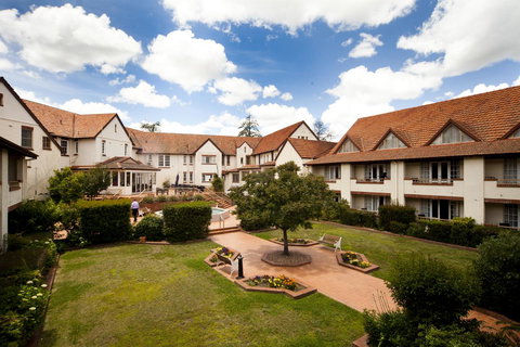 Mercure Canberra - Accommodation Main Beach 26