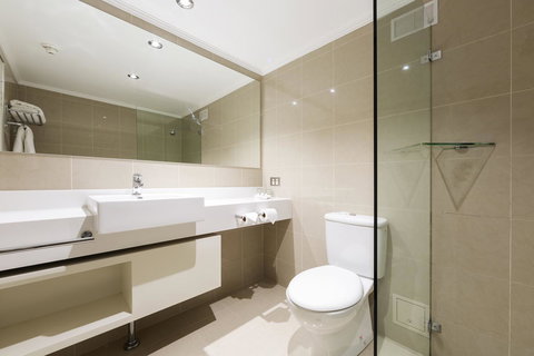 Mercure Canberra - Accommodation Main Beach 13