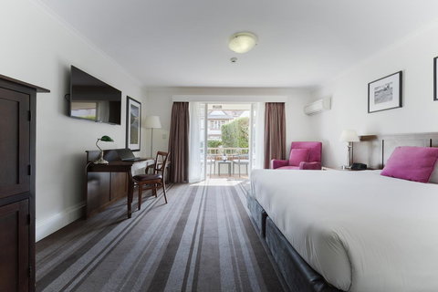 Mercure Canberra - Accommodation Main Beach 4