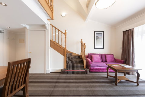 Mercure Canberra - Accommodation Main Beach 6