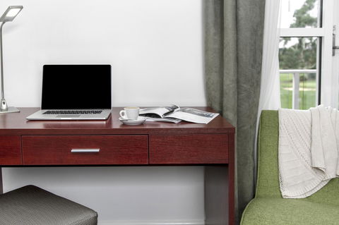 Abode Narrabundah - Accommodation Main Beach 9