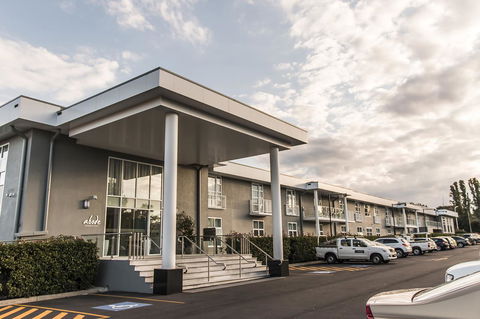Abode Narrabundah - Accommodation Main Beach 0