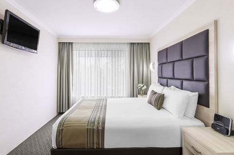Garden City Hotel, Best Western Signature Collection - Accommodation Main Beach 18