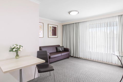 Garden City Hotel, Best Western Signature Collection - Accommodation Main Beach 16