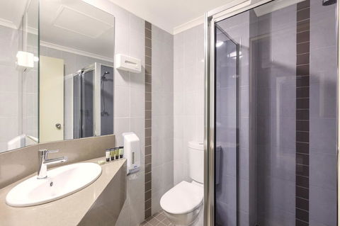 Garden City Hotel, Best Western Signature Collection - Accommodation Main Beach 25