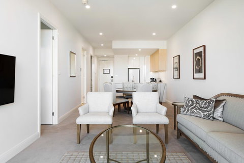 Knightsbridge Canberra - Accommodation Main Beach 15
