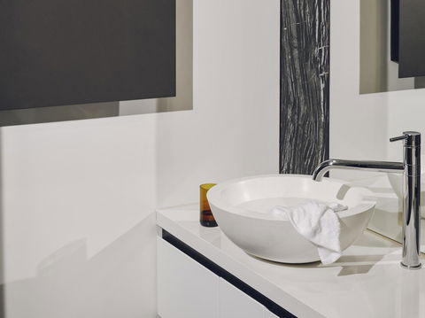 Nishi Apartments Eco Living By Ovolo - Accommodation Main Beach 5