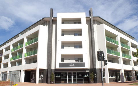 Abode Tuggeranong - Accommodation Main Beach 0
