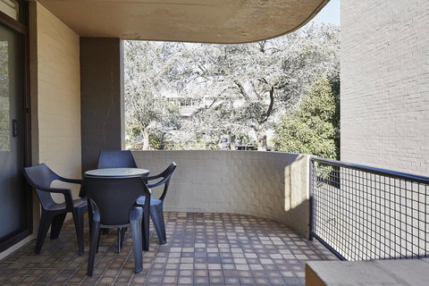 Manuka Park Serviced Apartments - Accommodation Main Beach 22