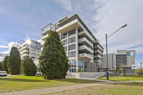 Realm Park 39 Barton ACT - Accommodation Main Beach 8
